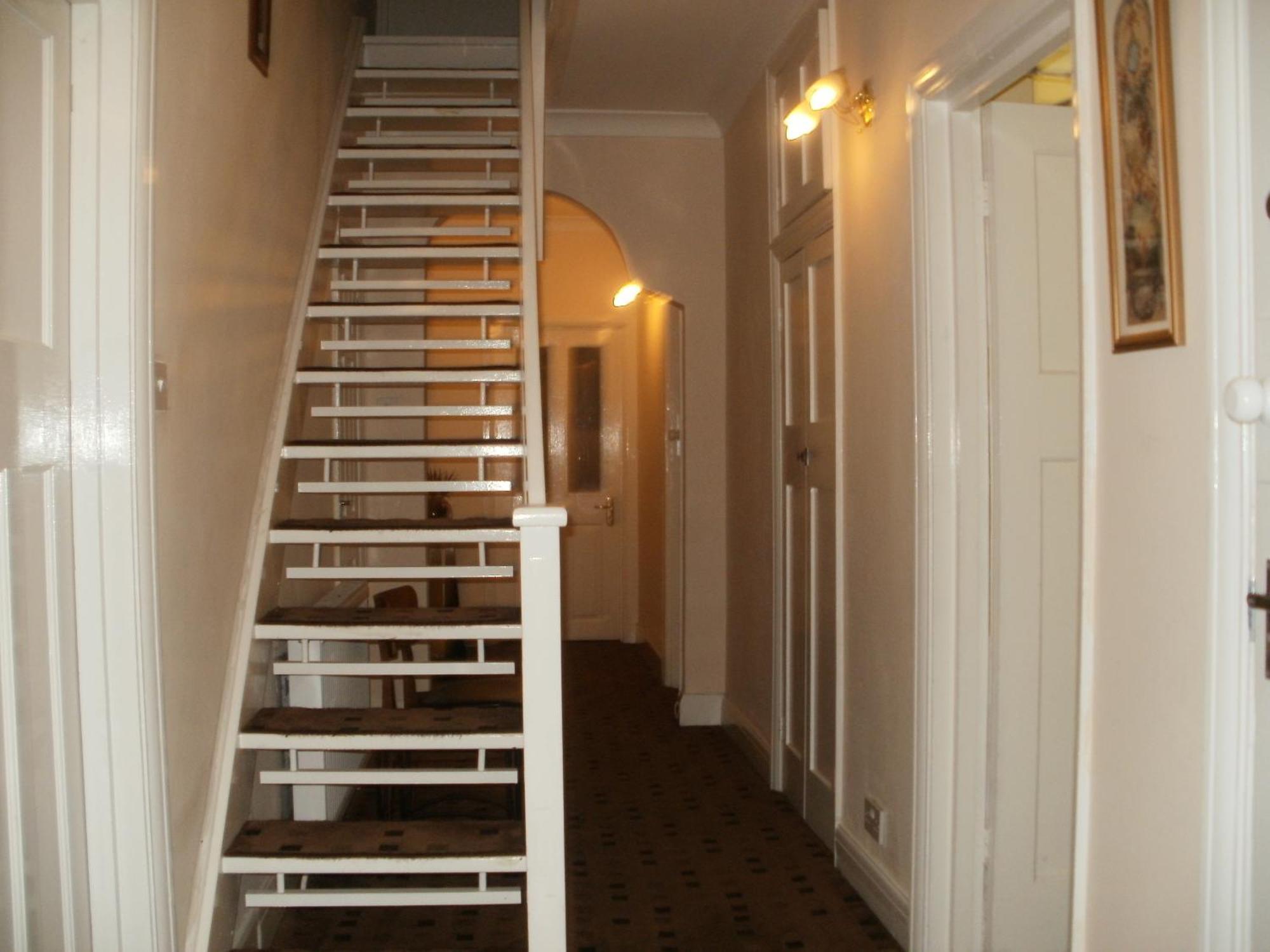 London Heathrow Guesthouse Hillingdon Dış mekan fotoğraf